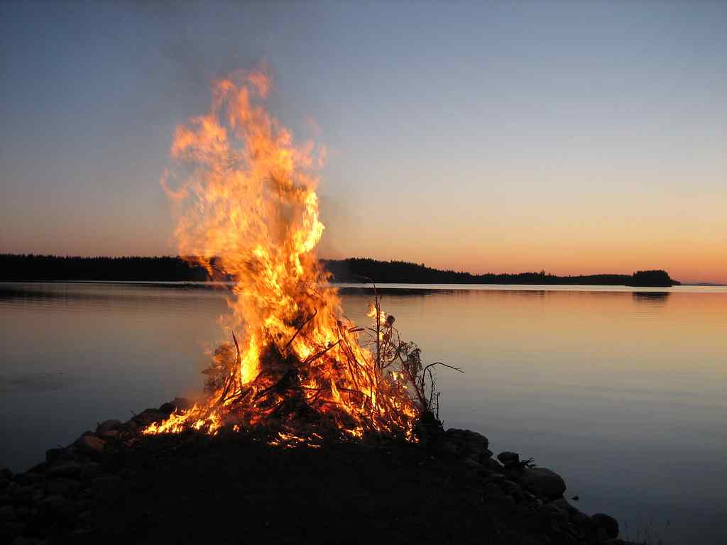 midzomer (juhannus) in finland